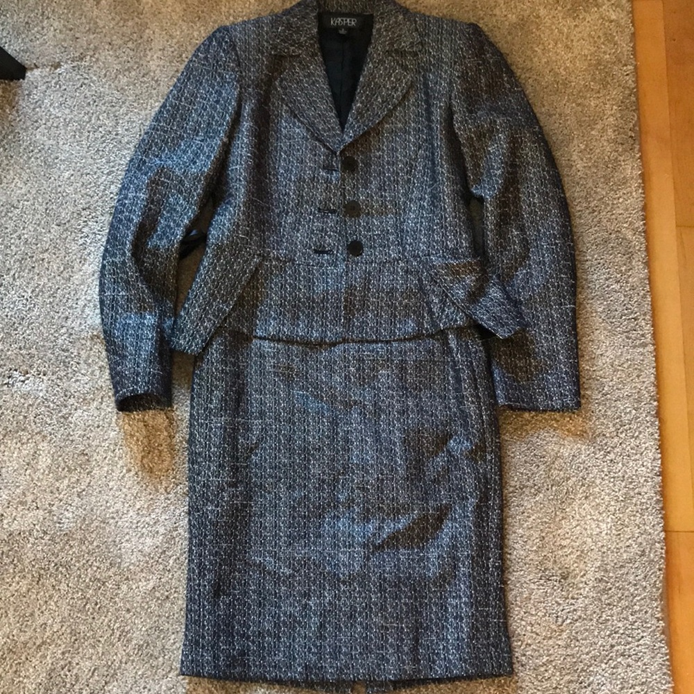 Elegant lady suit